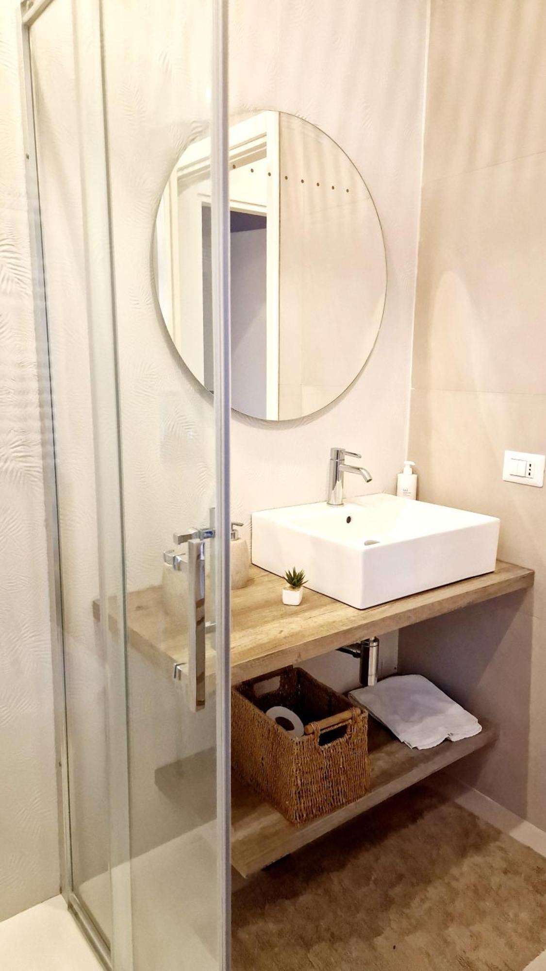 Olivella21 Luxury Apartment Montesanto Napoli Esterno foto