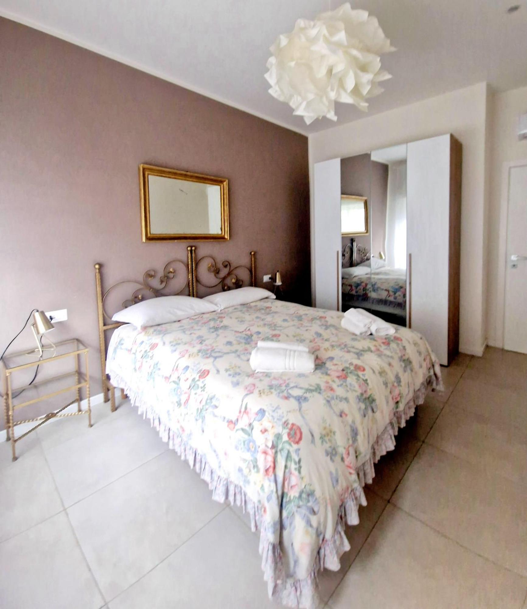 Olivella21 Luxury Apartment Montesanto Napoli Esterno foto